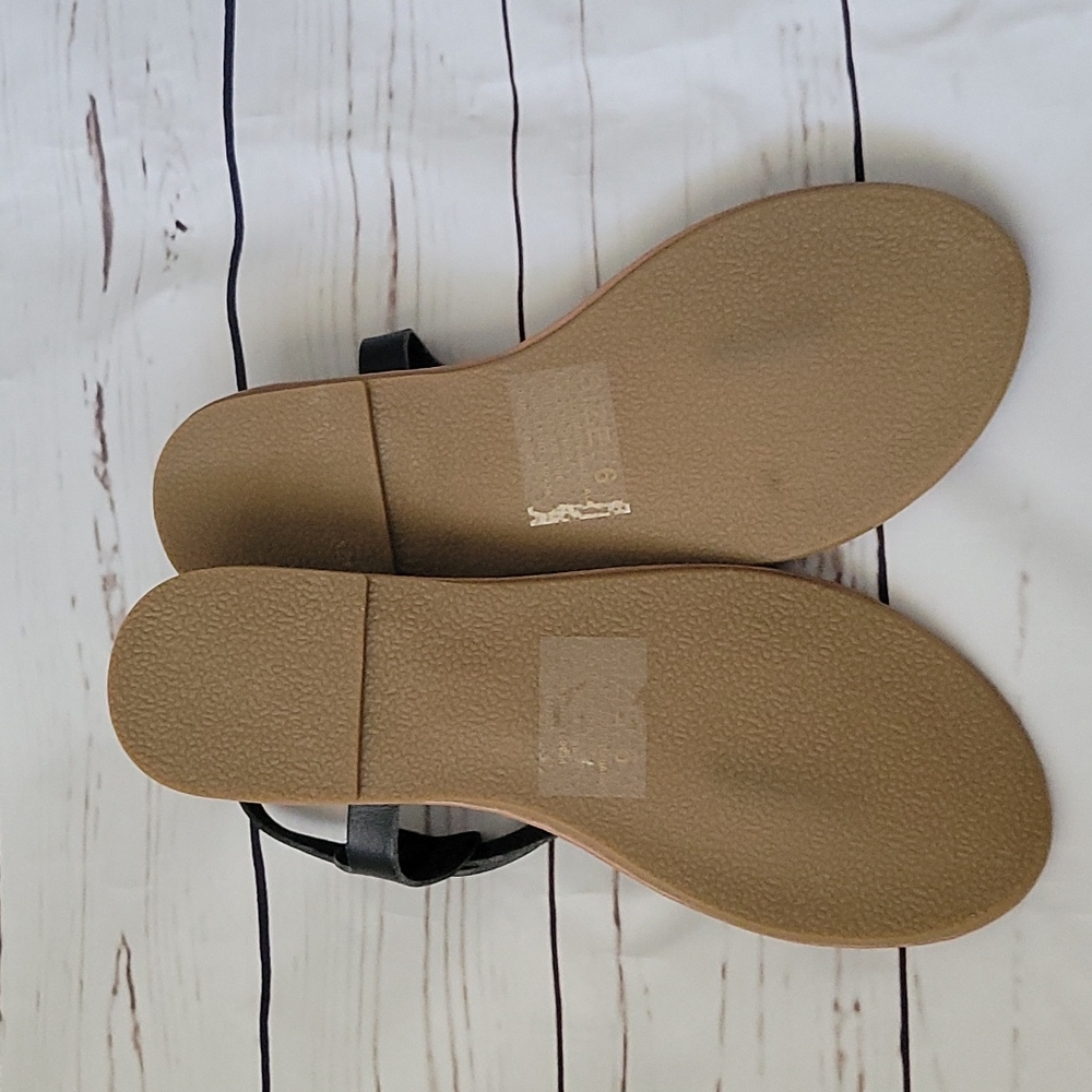 Braided  Sandals - Picture 4 of 7